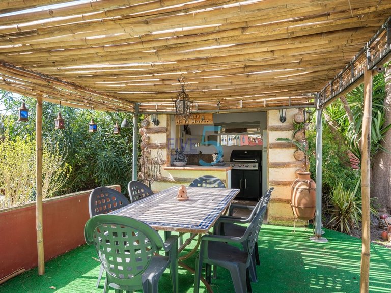Villa for Sale in Alicante, Valencia 17