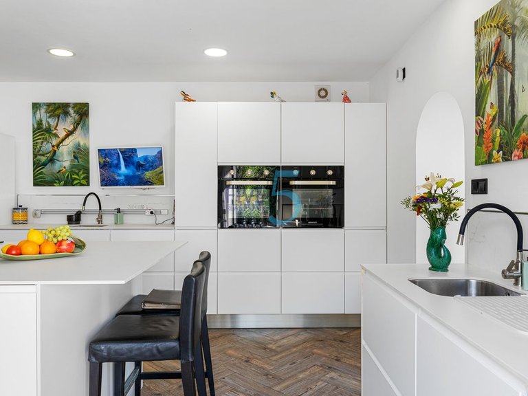 Villa for Sale in Alicante, Valencia 27