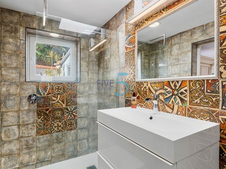 Villa for Sale in Alicante, Valencia 33