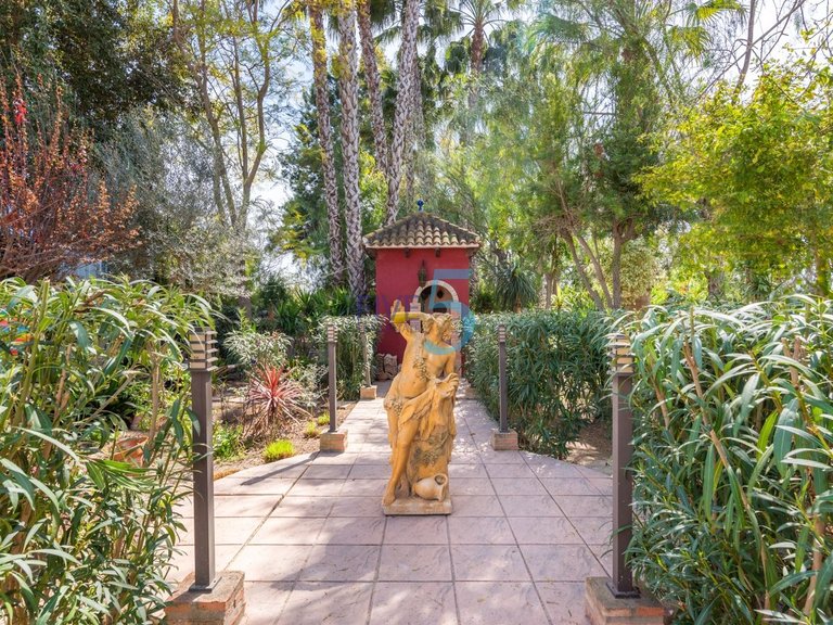 Villa for Sale in Alicante, Valencia 12