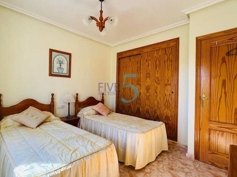 Villa for Sale in Alicante, Valencia 13