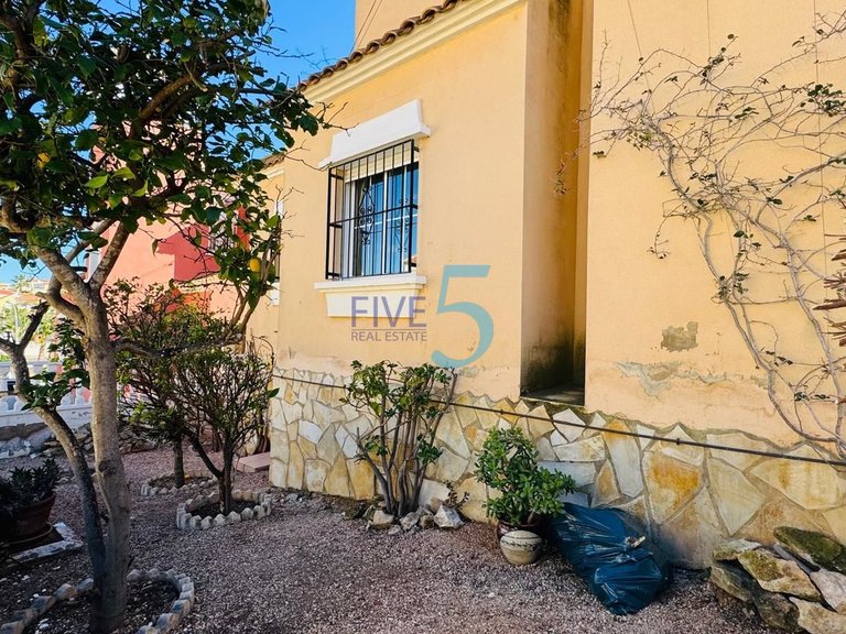 Villa for Sale in Alicante, Valencia 20
