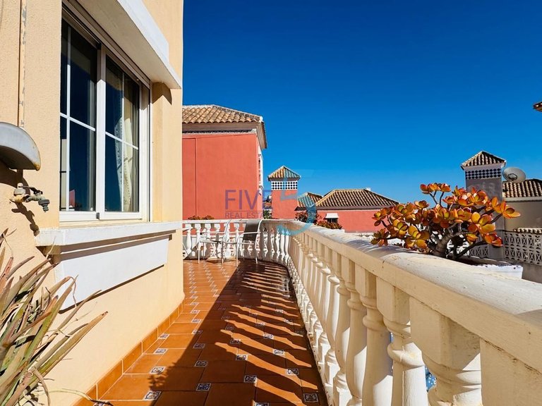 Villa for Sale in Alicante, Valencia 9