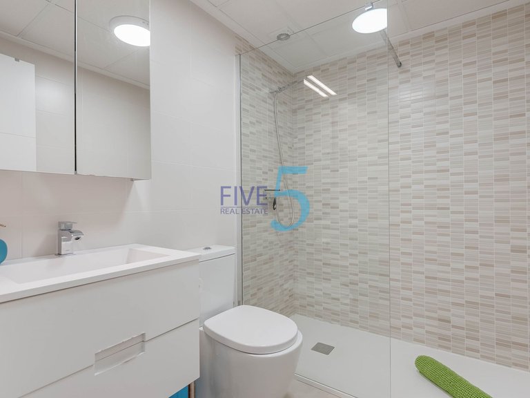Apartment for Sale in Alicante, Valencia 23
