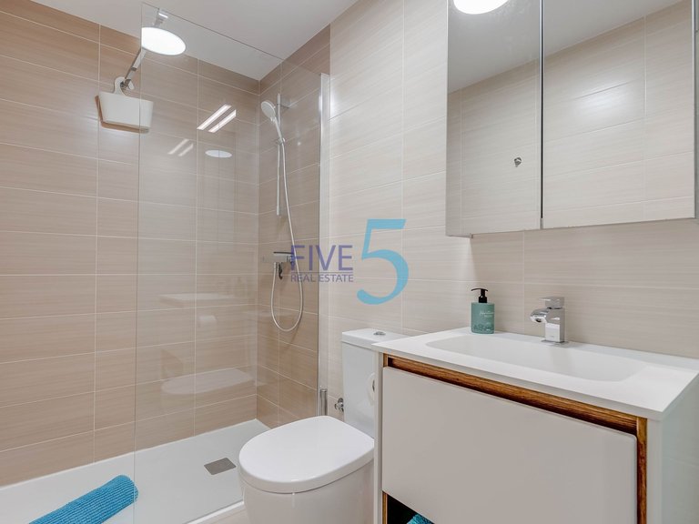 Apartment for Sale in Alicante, Valencia 20