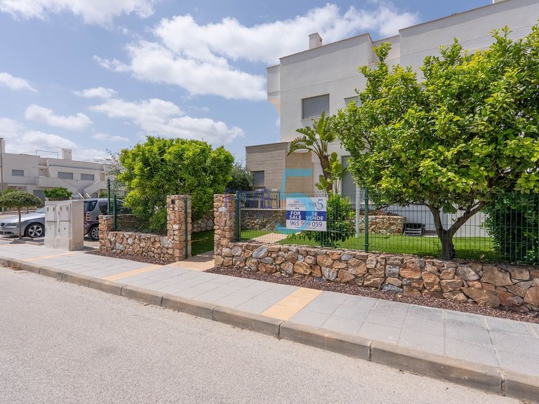 Apartment for Sale in Alicante, Valencia 9