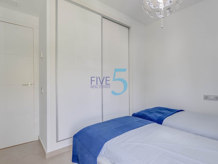 Apartment for Sale in Alicante, Valencia 22