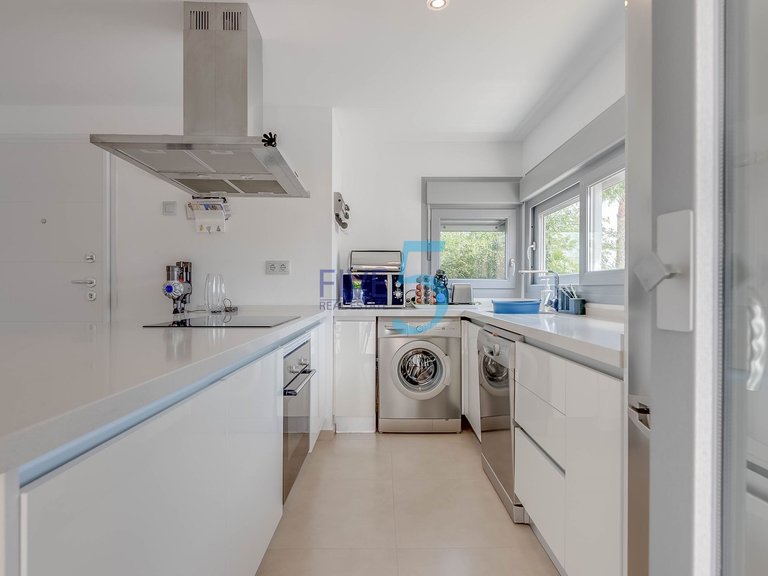Apartment for Sale in Alicante, Valencia 16