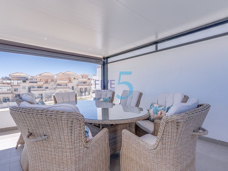 Villa for Sale in Alicante, Valencia 25