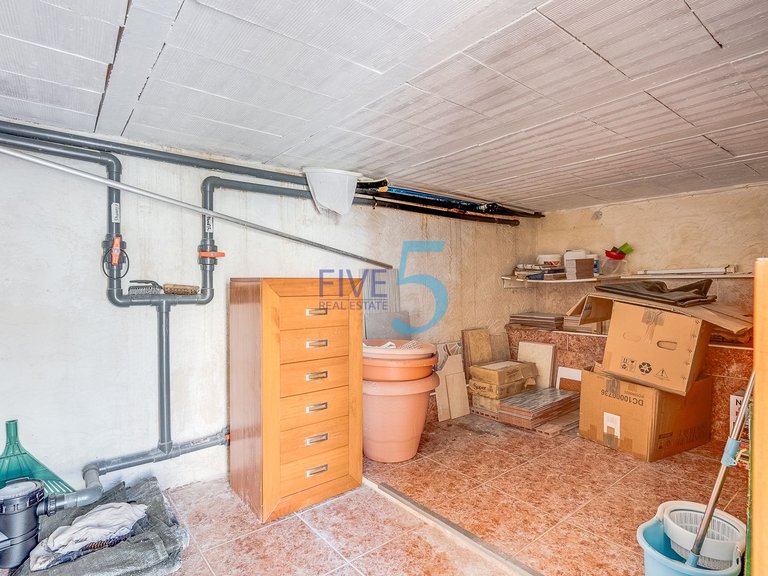 Villa for Sale in Alicante, Valencia 30
