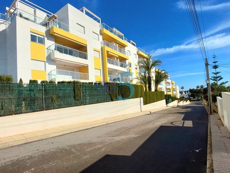 Apartment for Sale in Alicante, Valencia 1