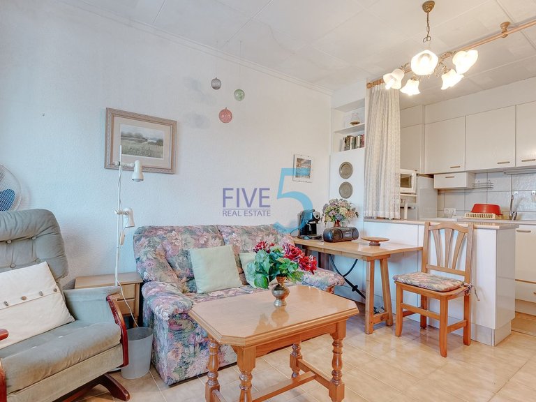 Villa for Sale in Alicante, Valencia 3