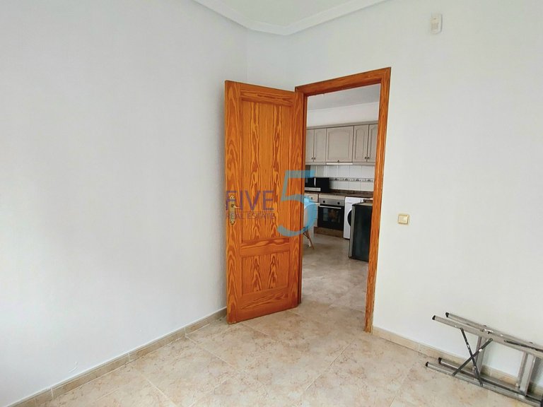 Villa for Sale in Alicante, Valencia 10