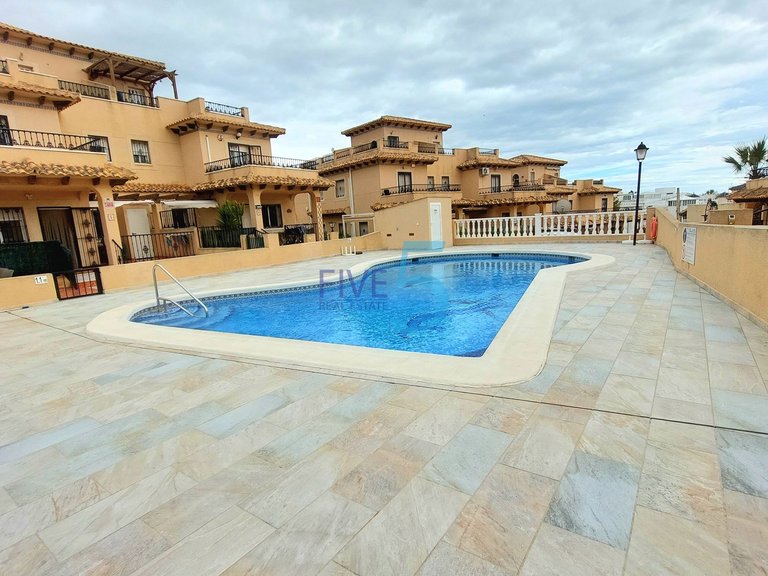 Villa for Sale in Alicante, Valencia 2