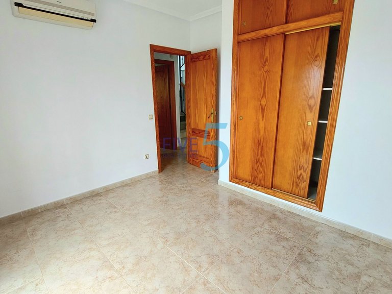 Villa for Sale in Alicante, Valencia 20