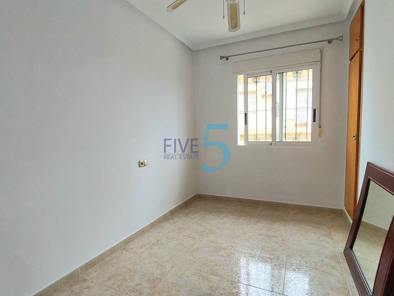 Villa for Sale in Alicante, Valencia 16