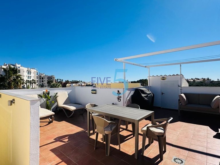 Apartment for Sale in Alicante, Valencia 17