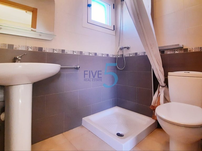 Villa for Sale in Alicante, Valencia 26