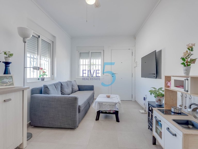 Villa for Sale in Alicante, Valencia 5