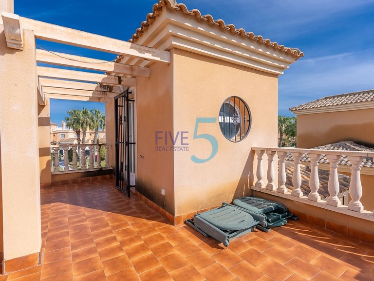 Villa for Sale in Alicante, Valencia 22