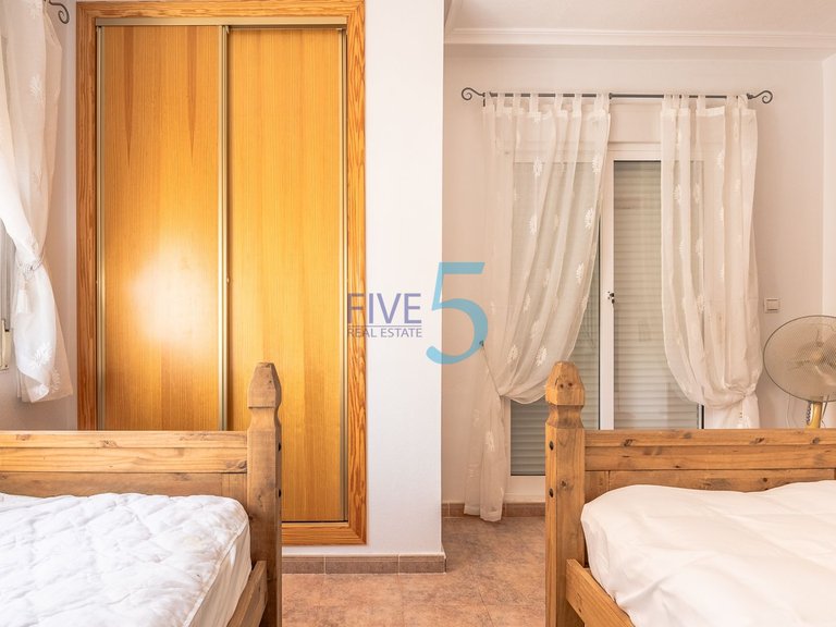 Villa for Sale in Alicante, Valencia 19