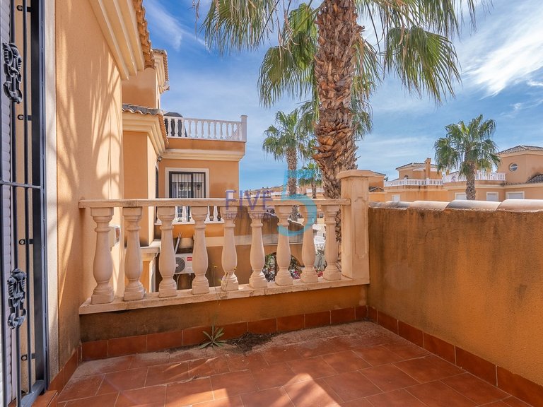 Villa for Sale in Alicante, Valencia 20