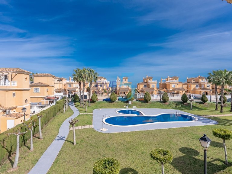Villa for Sale in Alicante, Valencia 24