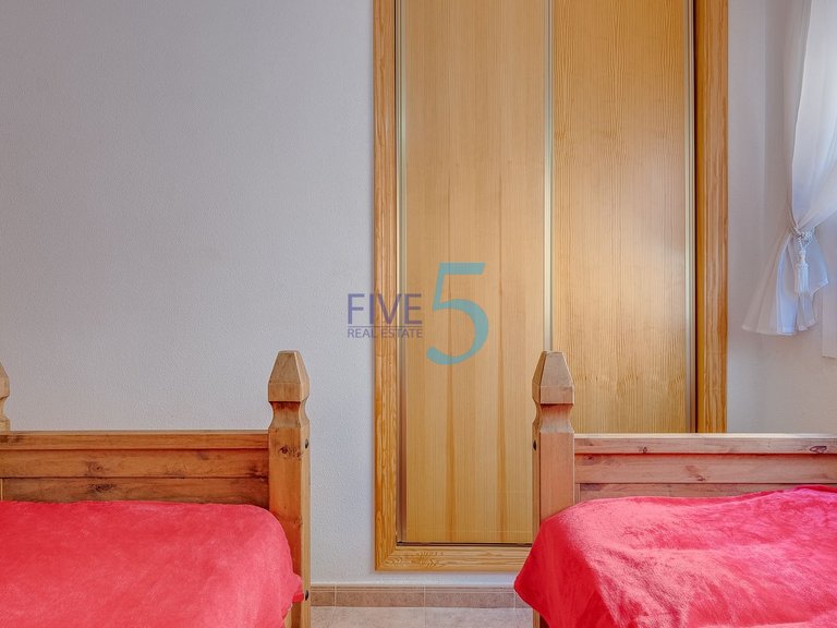 Villa for Sale in Alicante, Valencia 14
