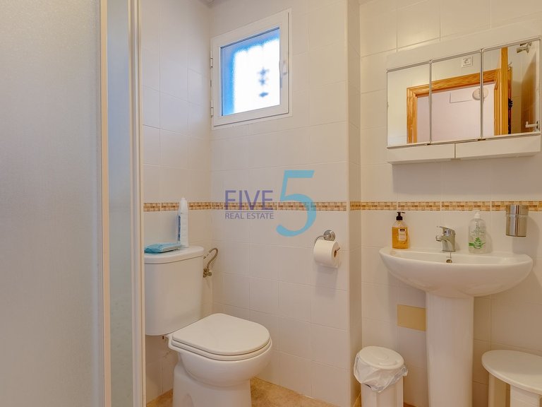 Villa for Sale in Alicante, Valencia 13
