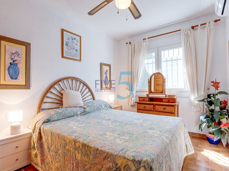 Apartment for Sale in Alicante, Valencia 8