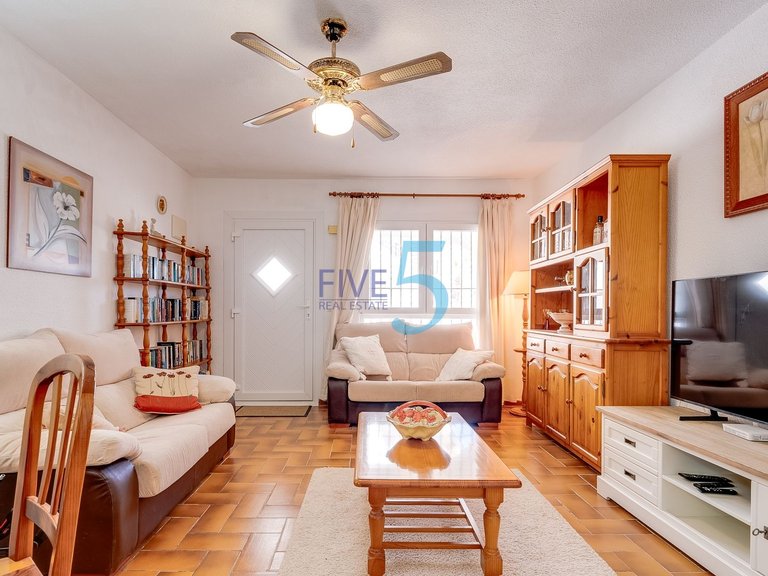 Apartment for Sale in Alicante, Valencia 4