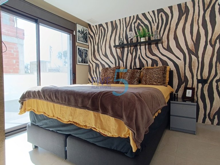 Villa for Sale in Alicante, Valencia 21