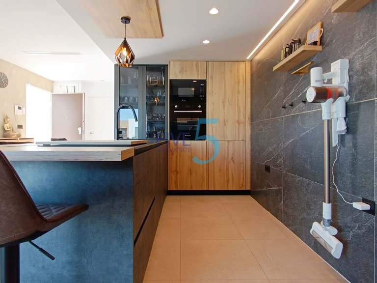 Villa for Sale in Alicante, Valencia 20