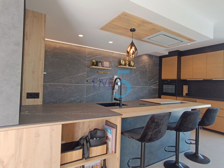 Villa for Sale in Alicante, Valencia 18