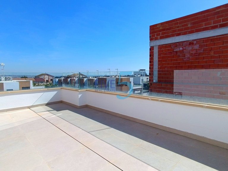 Villa for Sale in Alicante, Valencia 35