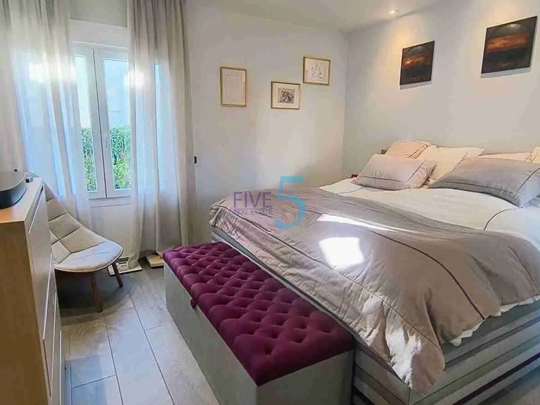 Villa for Sale in Alicante, Valencia 16