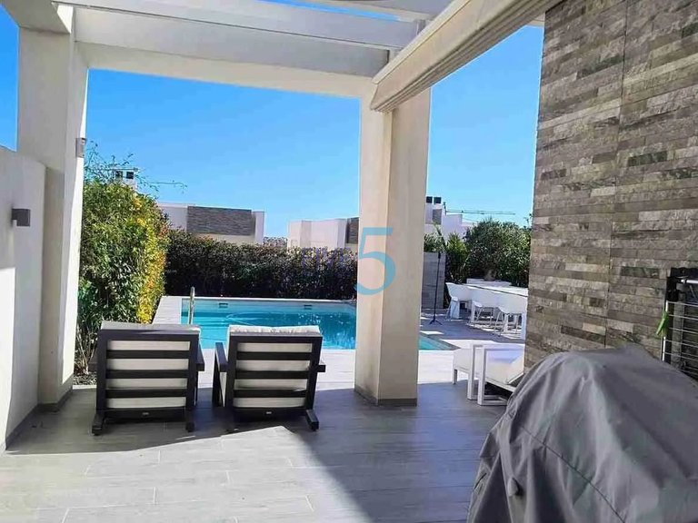 Villa for Sale in Alicante, Valencia 27