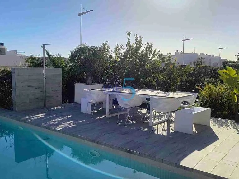 Villa for Sale in Alicante, Valencia 26