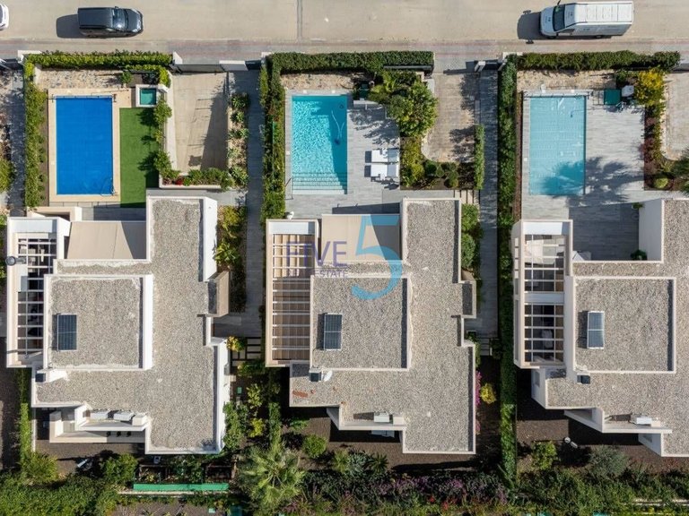 Villa for Sale in Alicante, Valencia 35