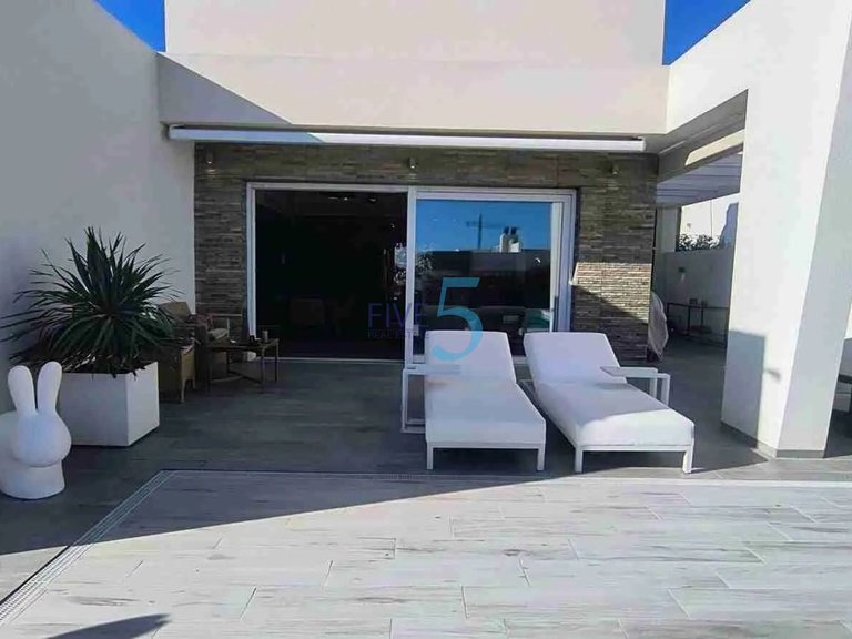 Villa for Sale in Alicante, Valencia 22