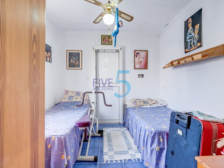 Villa for Sale in Alicante, Valencia 10