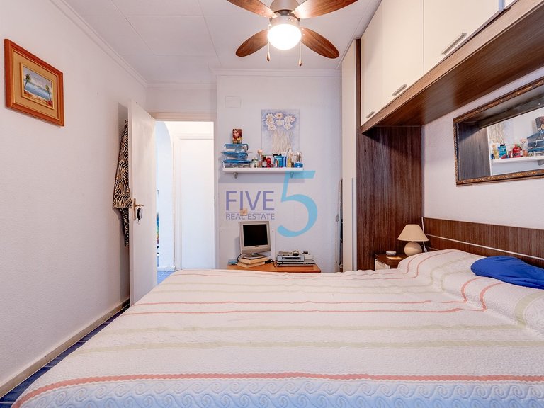 Villa for Sale in Alicante, Valencia 9