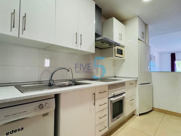 Apartment for Sale in Alicante, Valencia 4