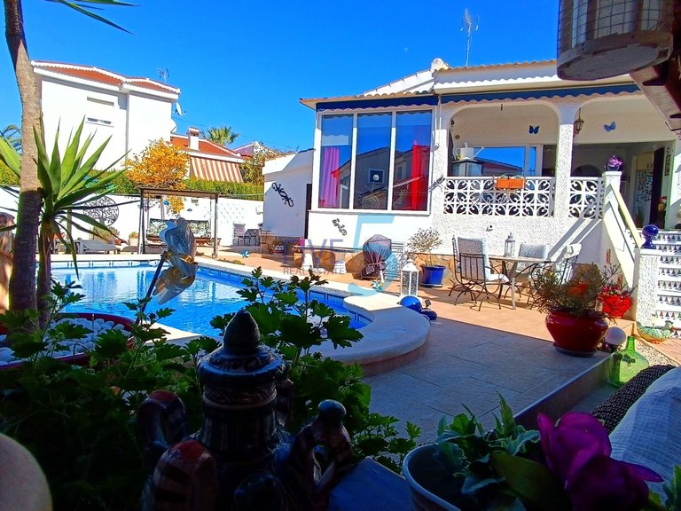 Villa for Sale in Alicante, Valencia 12
