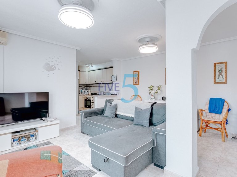 Apartment for Sale in Alicante, Valencia 4