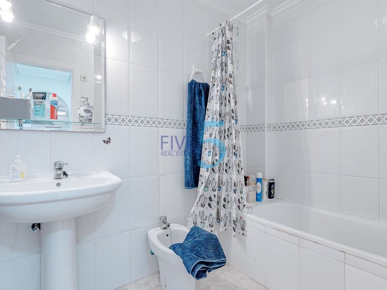 Apartment for Sale in Alicante, Valencia 11