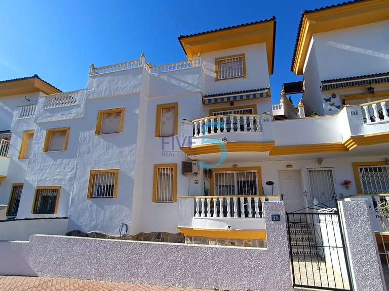 Apartment for Sale in Alicante, Valencia 1