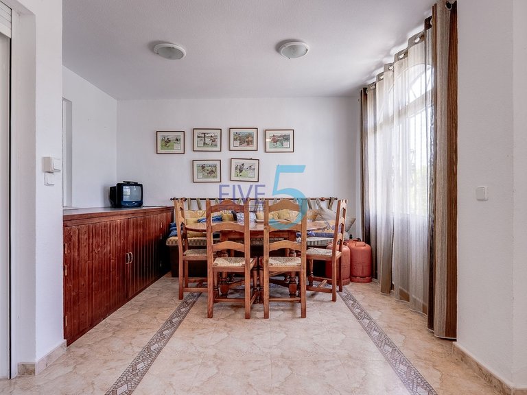 Villa for Sale in Alicante, Valencia 19