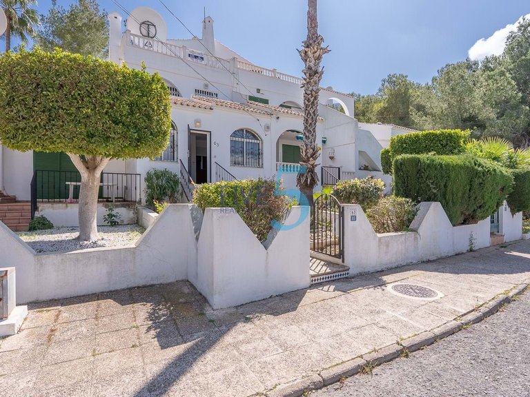 Villa for Sale in Alicante, Valencia 1