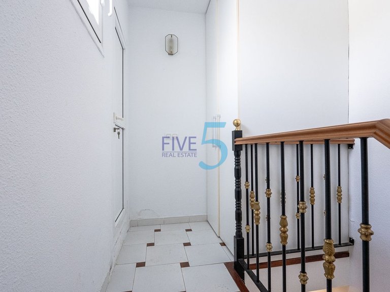 Villa for Sale in Alicante, Valencia 23